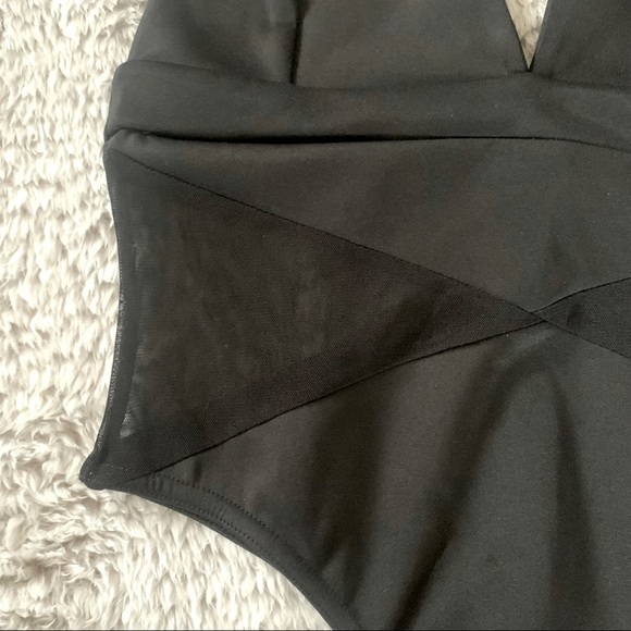 {NWT} NASTY GAL Midnight City Plunging Bodysuit - Picture 10 of 11